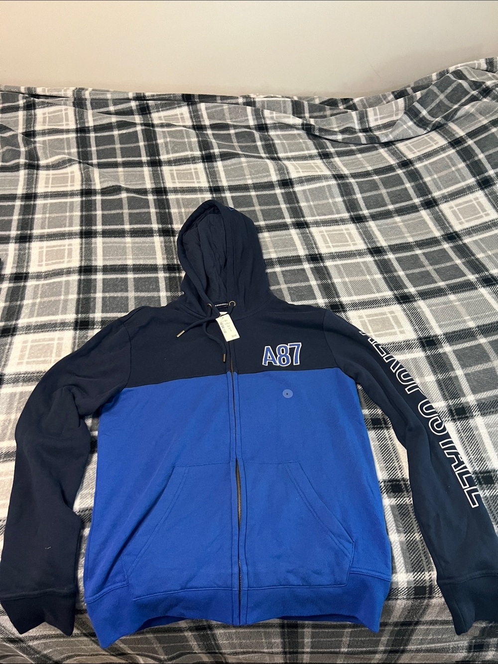 Aeropostale A87 Navy & Blue Colorblock Full-Zip Hoodie